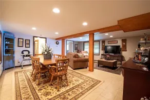 Private, Spacious Lakefront Filled with Amenities - Image 5
