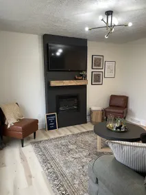 Clean & Comfortable Stay Near Downtown Greenville - Image 3