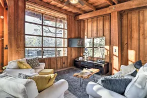 Fort White Retreat: Deck & River Access! - Image 3