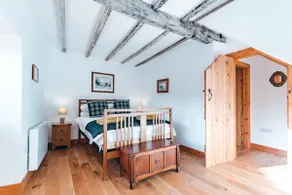 ryton grange church barn sleeps 5 - Image 5