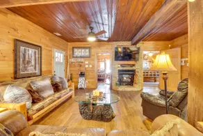 Hot Tub & Fire Pit: Riverfront Helen Cabin - Image 5
