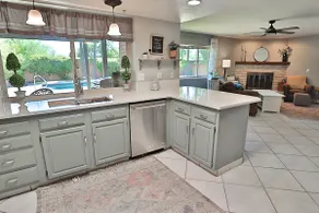 Sabino Vista Charming Quiet Home with Pool - Image 5
