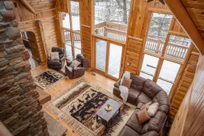 Wonder Bear Lodge - Hot Tub | 6 King Beds | Sleeps 16 | Private Heated Pool - Image 4