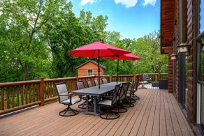 Wonder Bear Lodge - Hot Tub | 6 King Beds | Sleeps 16 | Private Heated Pool - Image 2