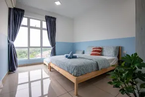 Bright & Modern 3BR Suite FREE Parking - Image 4