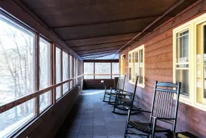 Secluded Lodge w/ grill + Free Coffee and Tea - Image 5