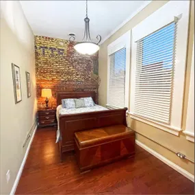 The Flat on Front Street - Image 3