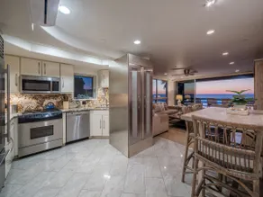 Oceanfront Condo w/ Private Roof Deck & High-End - Image 4