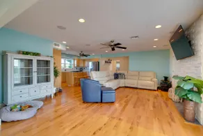 Luxe Spring Hill Home w/ Patio & Dock! - Image 3
