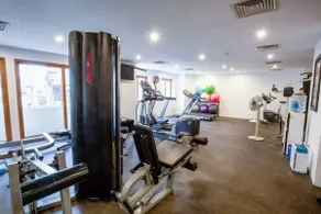 Rare Central 2BR Serviced Apt. Pool+Gym+WiFi+Sauna - Image 5