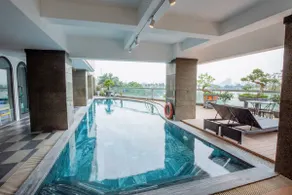Rare Central 2BR Serviced Apt. Pool+Gym+WiFi+Sauna - Image 3