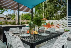 Villa Tessa, 4BR, 3BA, 12 PPL, Pool/Spa, Mini Golf - Image 4