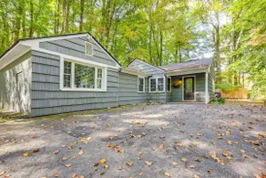 Family-Friendly Knoxville Home: Close to UT! - Image 2