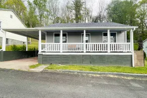 Cozy Fries Escape w/ Mountain & River Views! - Image 3