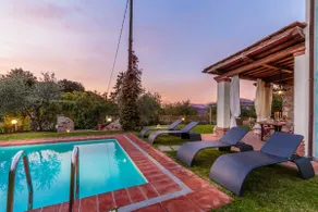Rondini, Farmhouse with pool - Image 2