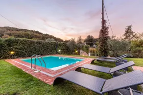 Rondini, Farmhouse with pool - Image 3