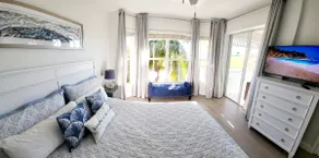 Lely GreenLinks Flamingo Golf Villa - Image 5