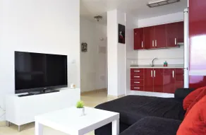 South Coast Apartment - Image 5