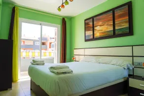 South Coast Apartment - Image 4