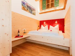 Cosy holiday home with lift near ski lift - Image 3