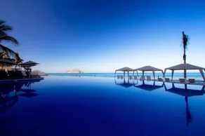1BR Resort with a Spacious Room and Golden Beaches - Image 5