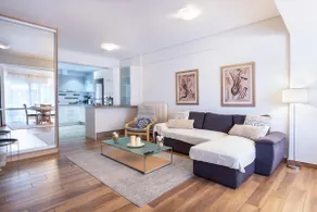 Alimos Bright Apartment Near the Beach - Image 3