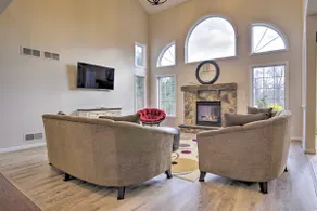 Pool & Furnished Patio: Group Getaway in Hershey - Image 4