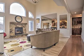 Pool & Furnished Patio: Group Getaway in Hershey - Image 5