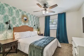 Private/heated pool- fenced yard-kid/pet friendly! - Image 5