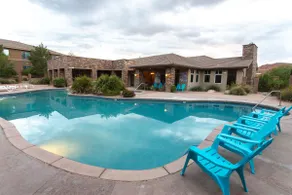 Spacious 2-Bed Suite | Sunset Views, Private Patio & Fireplace - Image 3