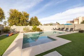 A Must Gilbert Stay: Heated Pool and Games! - Image 2