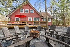Ultra Modern Chalet | Golf | Lake Access - Image 4