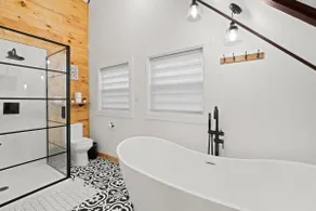 Ultra Modern Chalet | Golf | Lake Access - Image 3