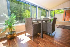 Abenaki - pet friendly in central Bright - Image 2