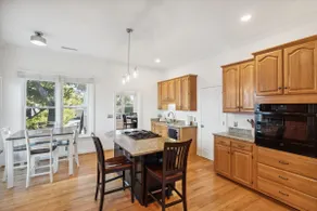 Cooper Cay! Marsh views, Pet friendly, Screen porch, Hot tub, Walk to beach & restaurants - Image 3