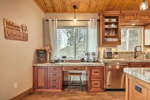 Hot Tub + Scenic Views: Luxury Twain Harte Cabin! - Image 5