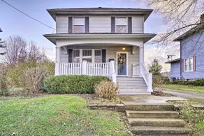 Charming & Family-Friendly Zanesville Home! - Image 3