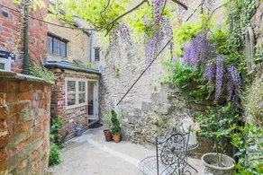 Bankside Cottage - Image 4