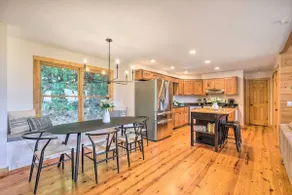 Good 2 View Mountain Views Game Room Sleeps 12 - Image 3