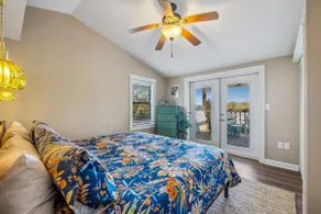 Rains Cottage: Waterfront - Image 2