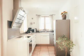 Elegant 145m² · terrace & garden · 2BR en-suite - Image 4