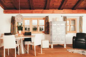 Historic design 130m² · Balcony & garden view - Image 3