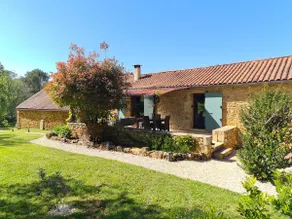 The Stables - Two Bedroom, Air Con + Heated Pool - Image 3