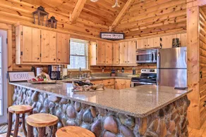 'Sleeping Bear Cabin' Coosawattee! Dog Friendly! - Image 2