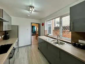 Bramhall House - Great for Contractors or Family Holidays - Image 3
