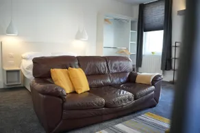 Gorgeous comfortable Apartment on the High Street - Image 5