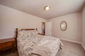 Spacious 4BR | Sleeps 8 | 5 Min to S&T & Downtown - Image 3