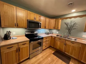 Minocqua Lake Condo B10 - Image 3