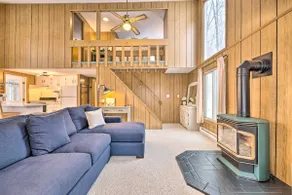 1 Block to Lake: Poconos Getaway w/ Fire Pit! - Image 5
