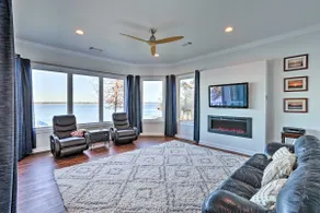 Beautiful Waterfront Getaway w/ Dock! - Image 2
